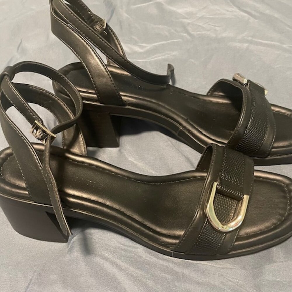 Black Kelly & Kate Sandals